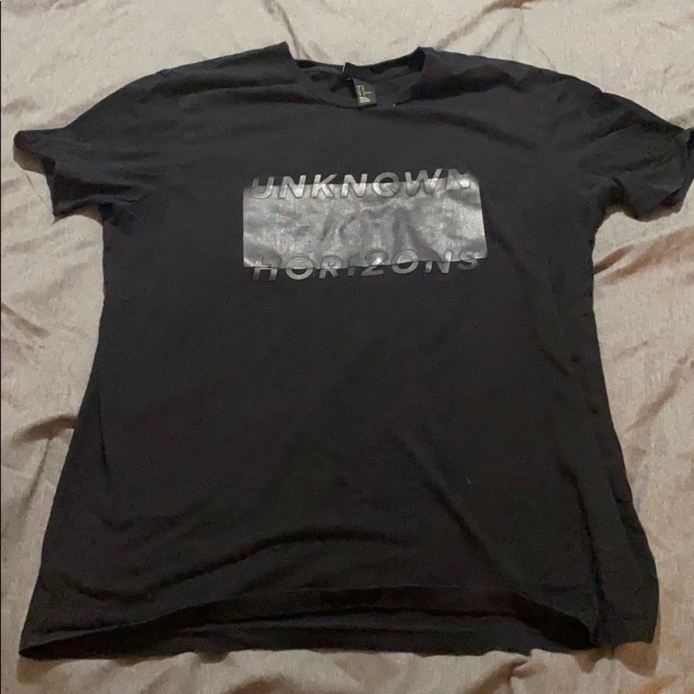 Tee shirt